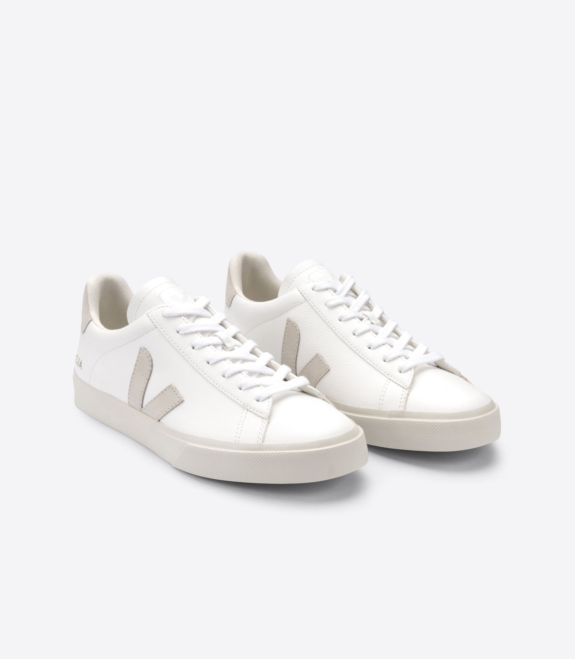 Womens Shoes Trainers Low-top trainers Metallic Veja Campo Chrome Free Leather Trainers Bronze White in Gold 