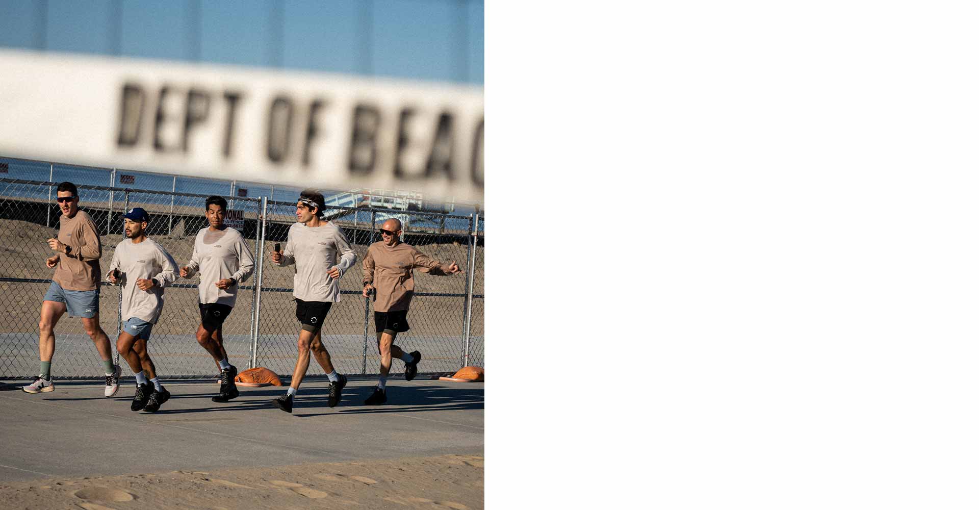 Groupe de course court sur les plages de Venice Beach